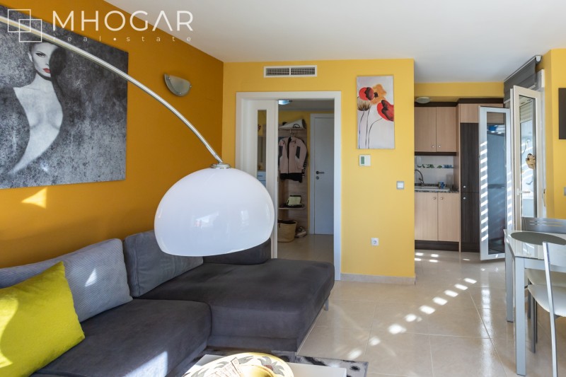 Precioso apartamento con vistas al mar y puerto de Calpe!